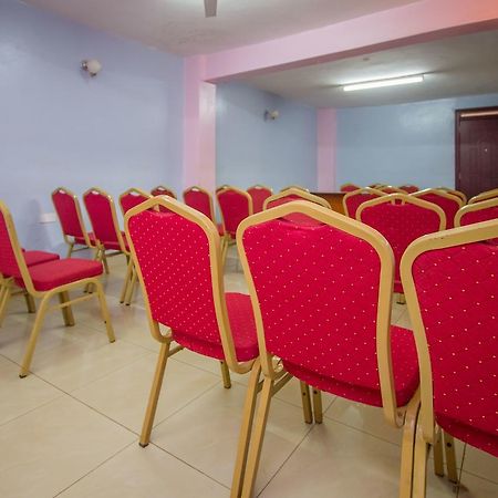Pearl Springs Hotel Nyeri Exterior photo